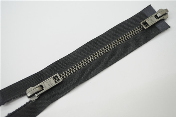 Metal Zipper